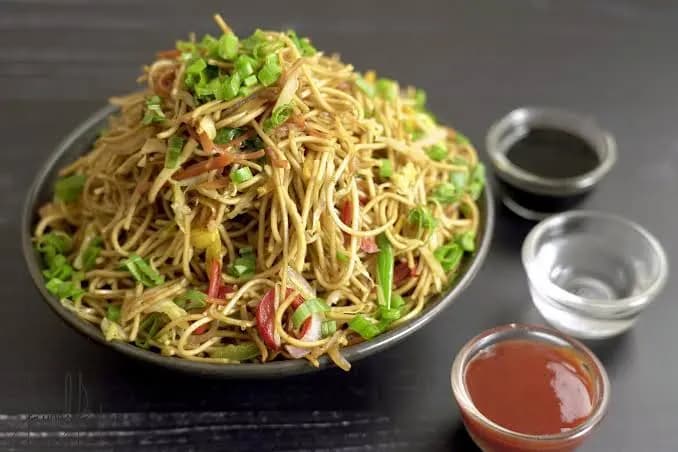 Veg  Chowmein – order online in Itahari
